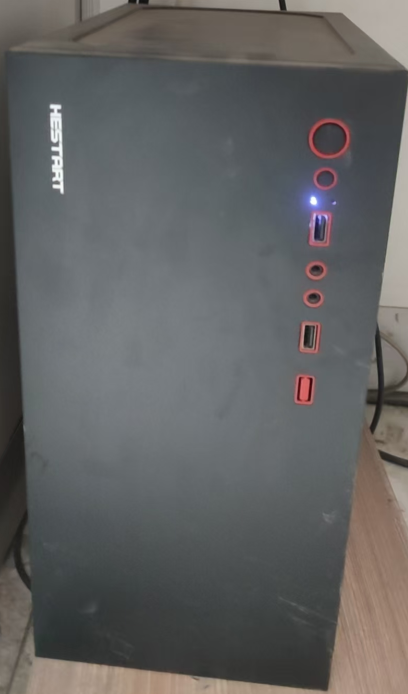 主機(jī)i5-12400/32G內(nèi)存/512G+1T硬盤(pán)